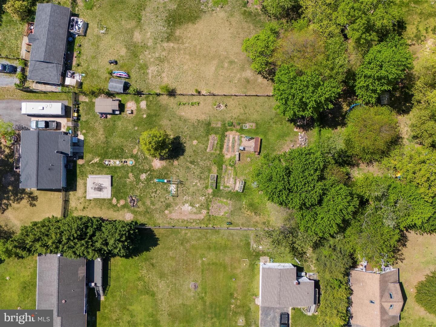 562 6th Street photo 43