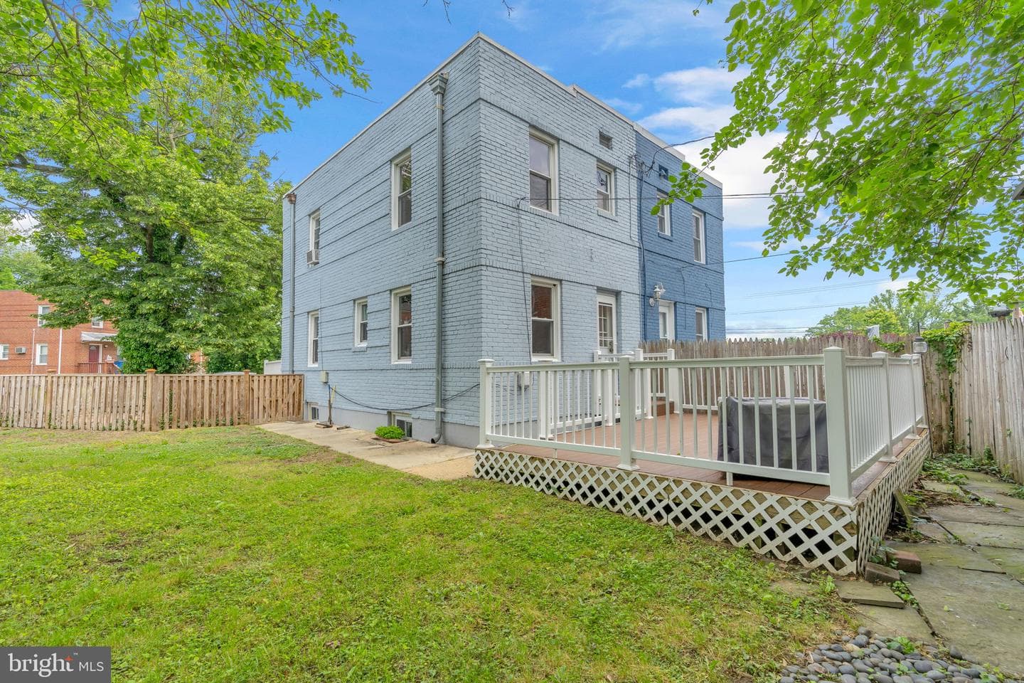 1007 Madison Court photo 22