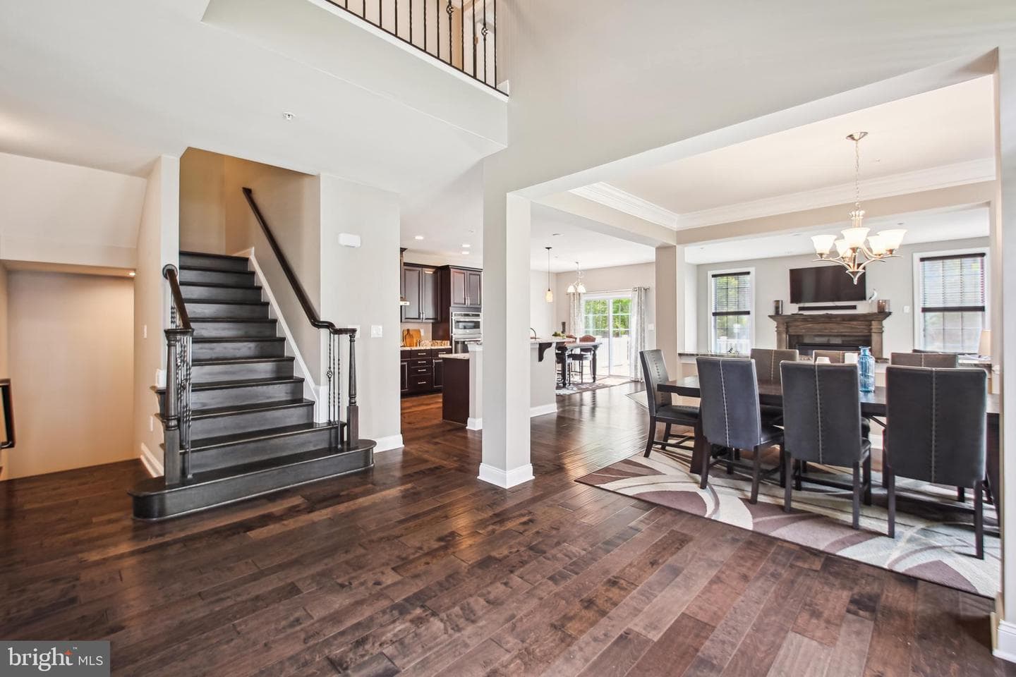 8122 Orchard Blossom Lane photo 4