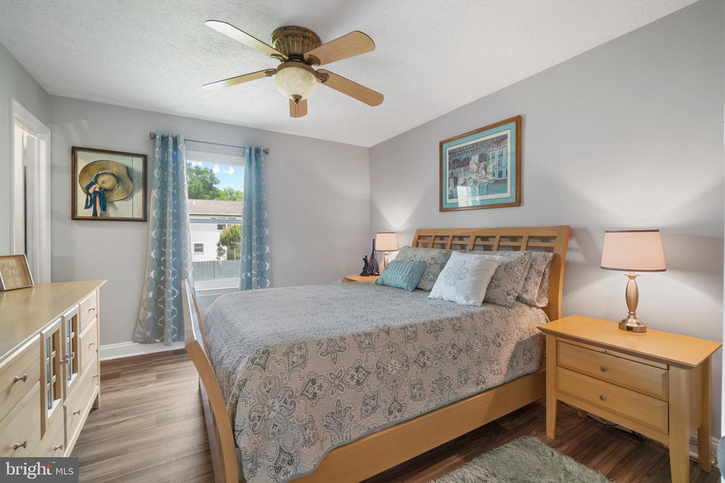 512 Majestic Prince Drive photo 14
