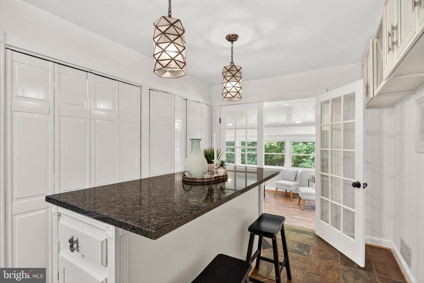 122 Franklin Road photo 10
