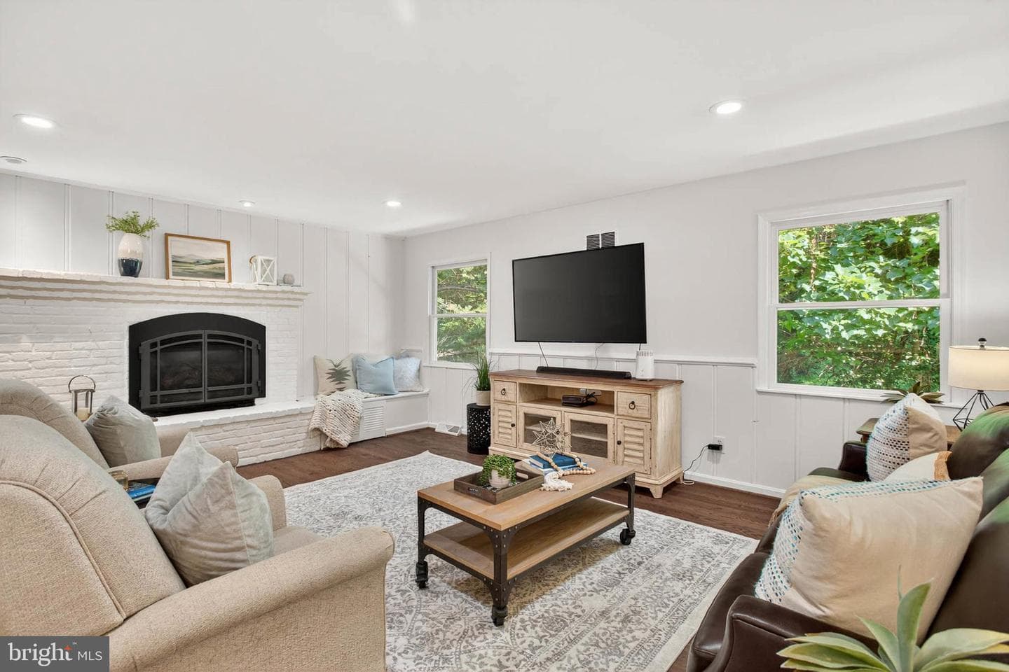 122 Franklin Road photo 3