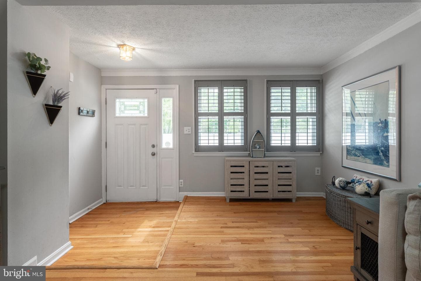 735 Cottage Drive photo 4