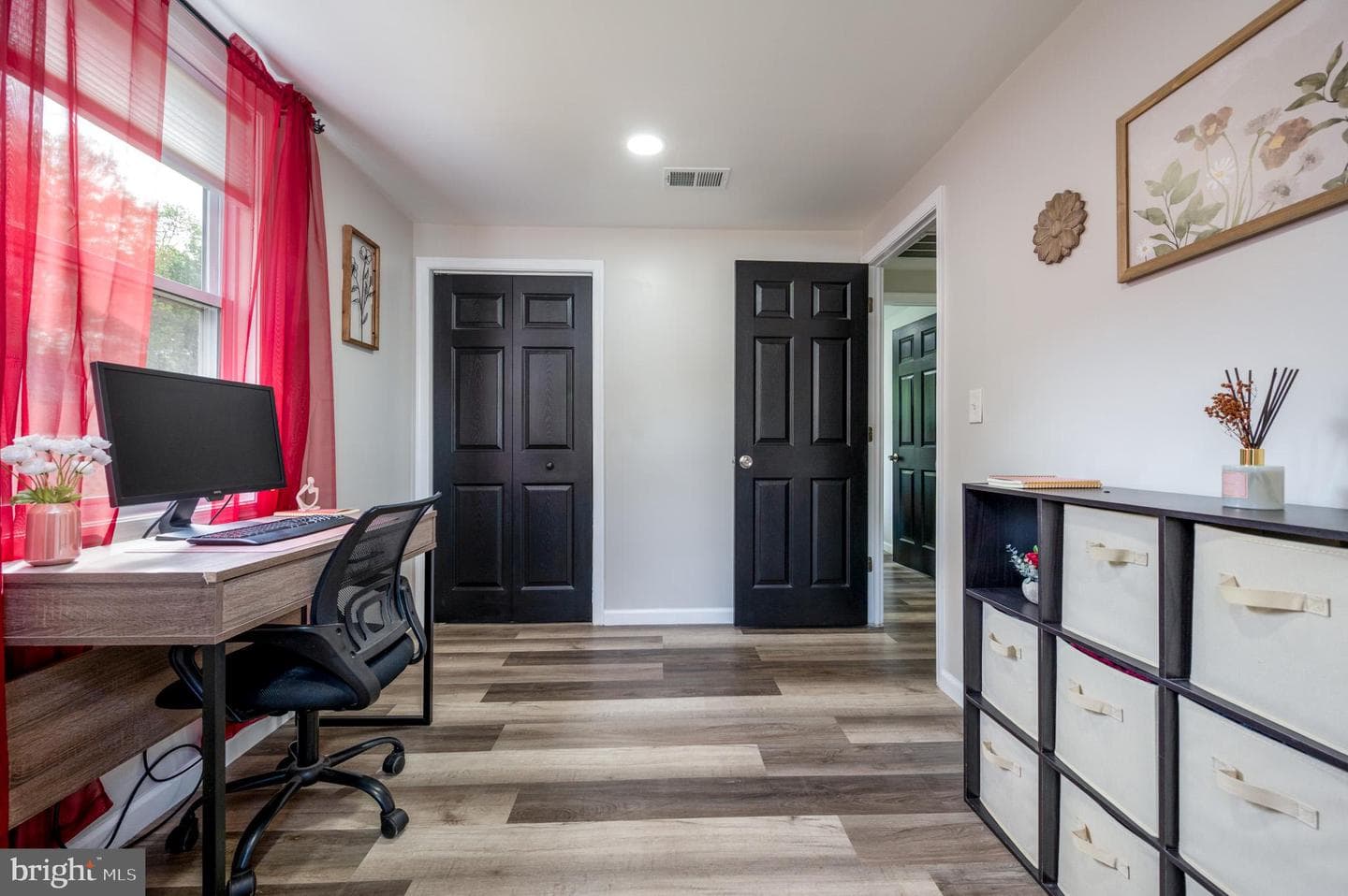 217 Glen Road photo 17