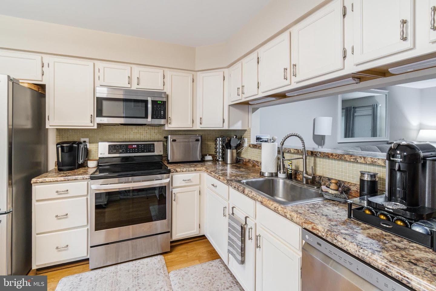 602 Lions Gate Lane photo 9