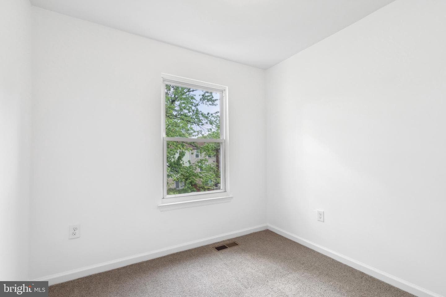1825 Jaybird Court photo 37