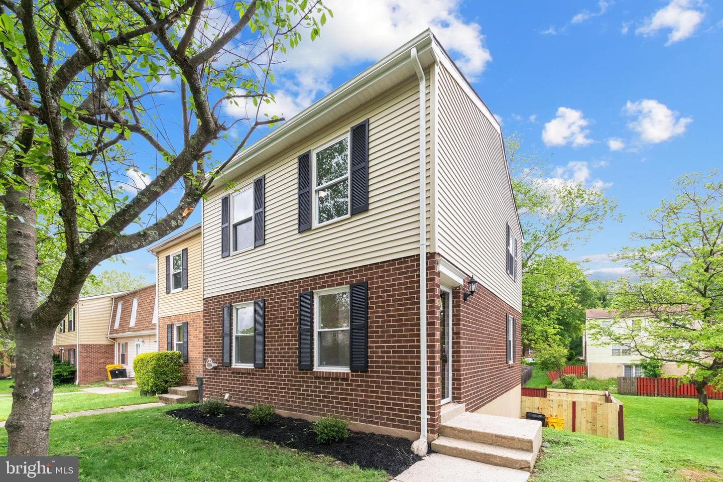 1825 Jaybird Court photo 5