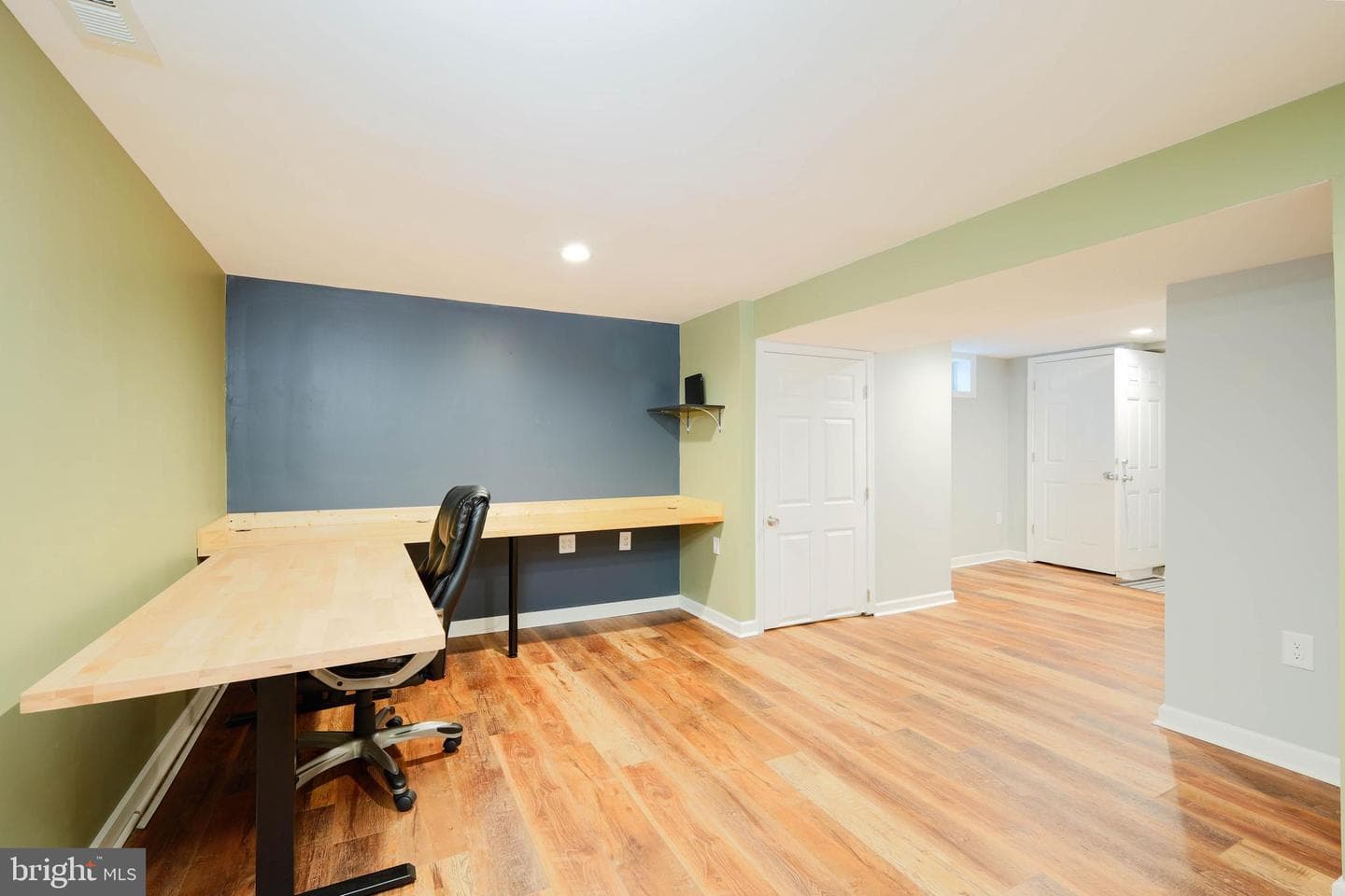 518 Norwich Road photo 43