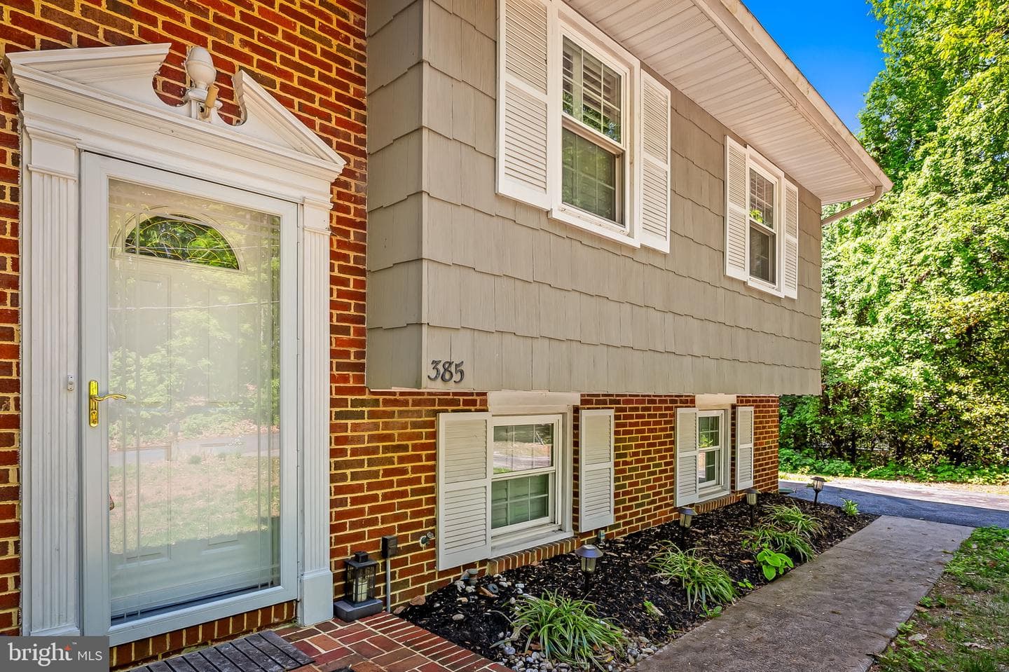 385 N Shore Road photo 3