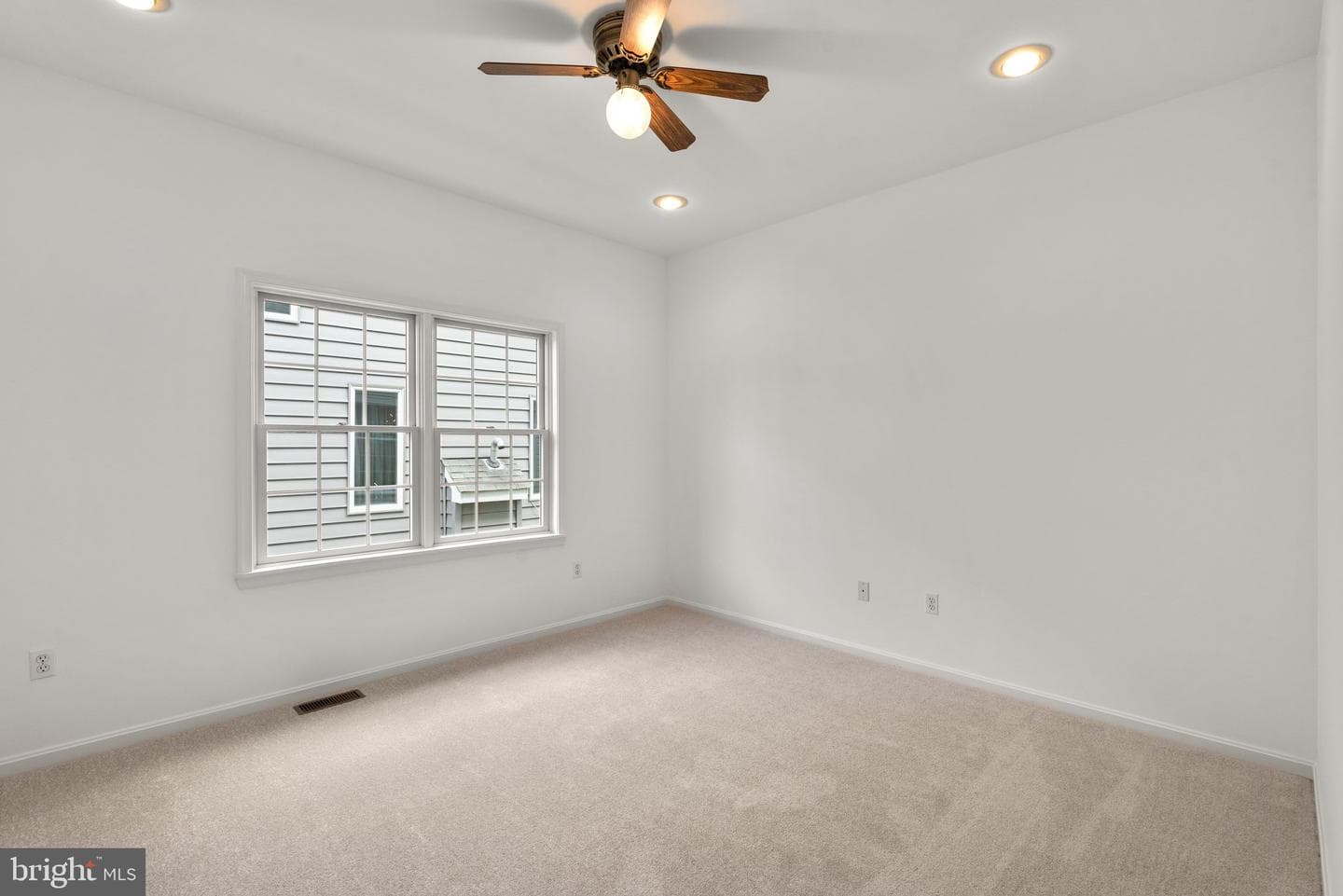 947 Lombardee Circle photo 53