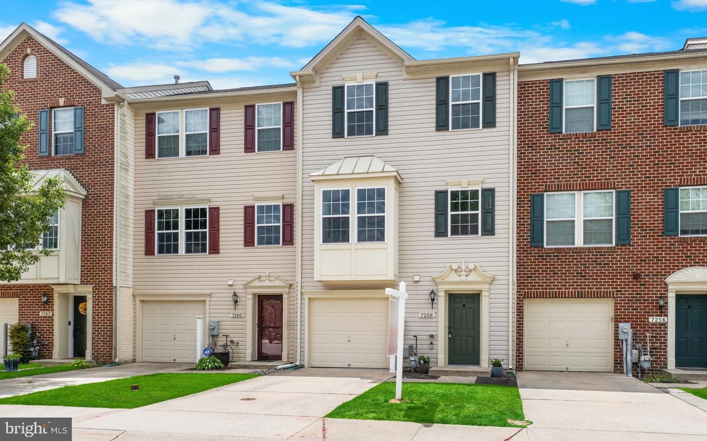 7258 Mockingbird Circle photo 4