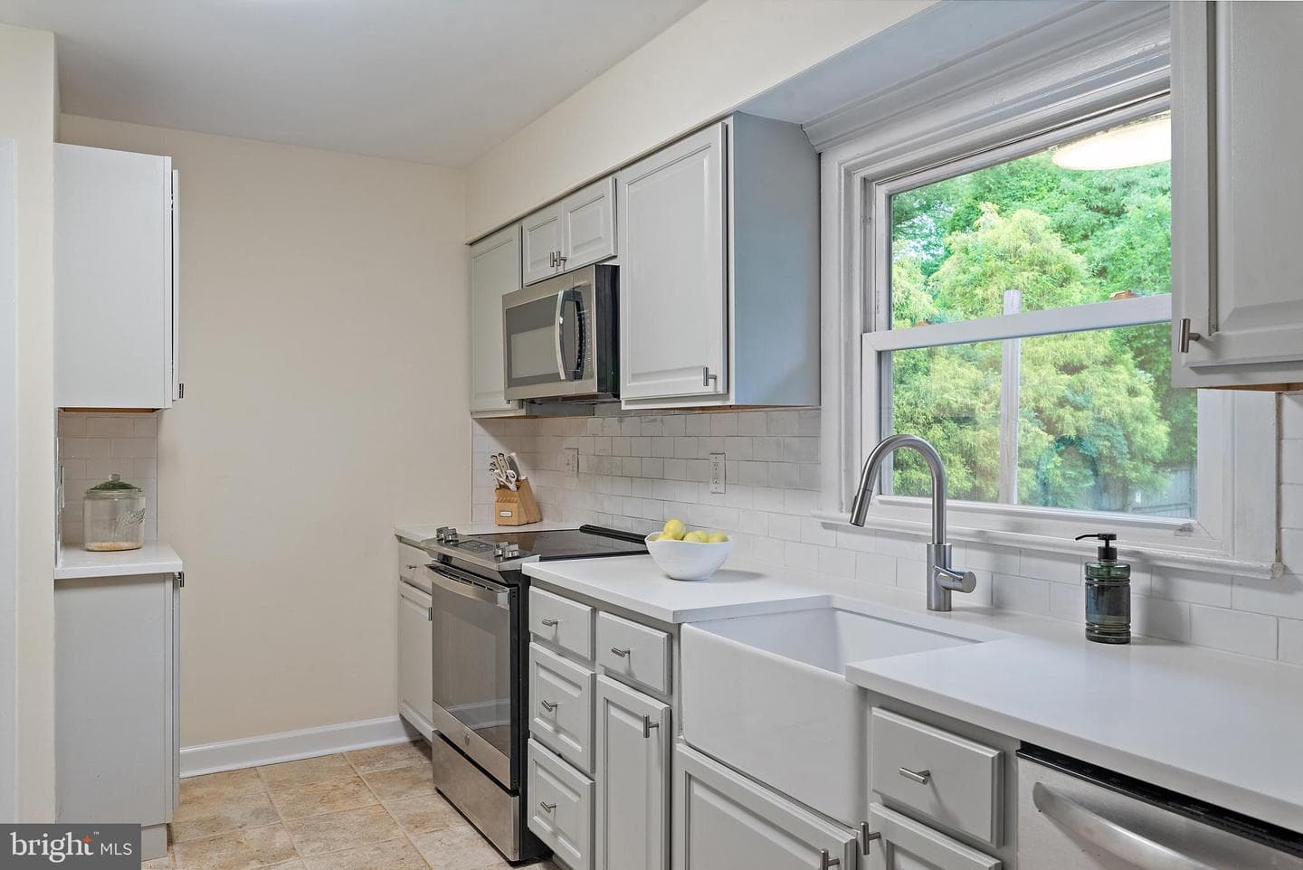 1808 Bay Ridge Avenue photo 17