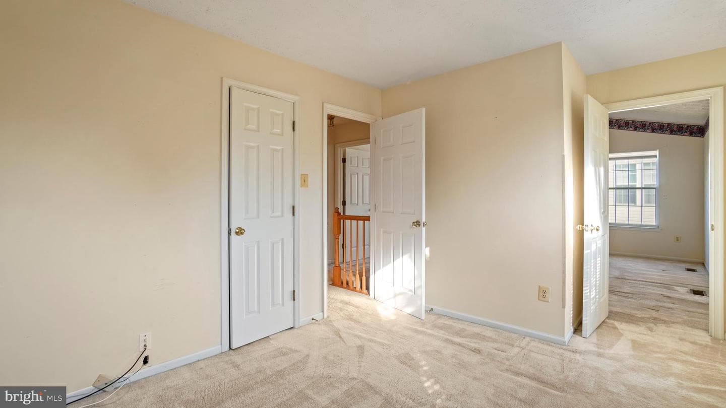 2710 Strongs Court photo 34