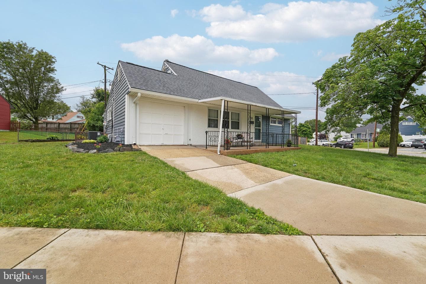 34 Thomas Road photo 17
