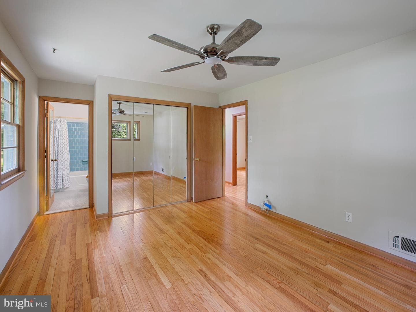 304 Mangrove Road photo 11