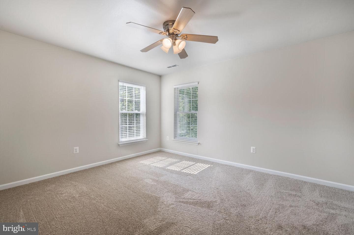 1839 Disney Estates Circle photo 25