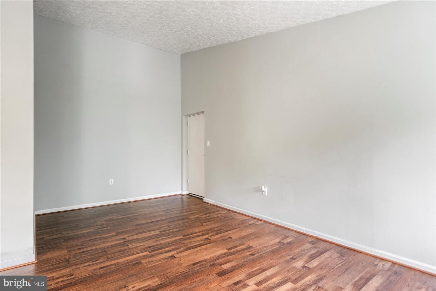 1110 Castle Harbour Way #3a photo 9