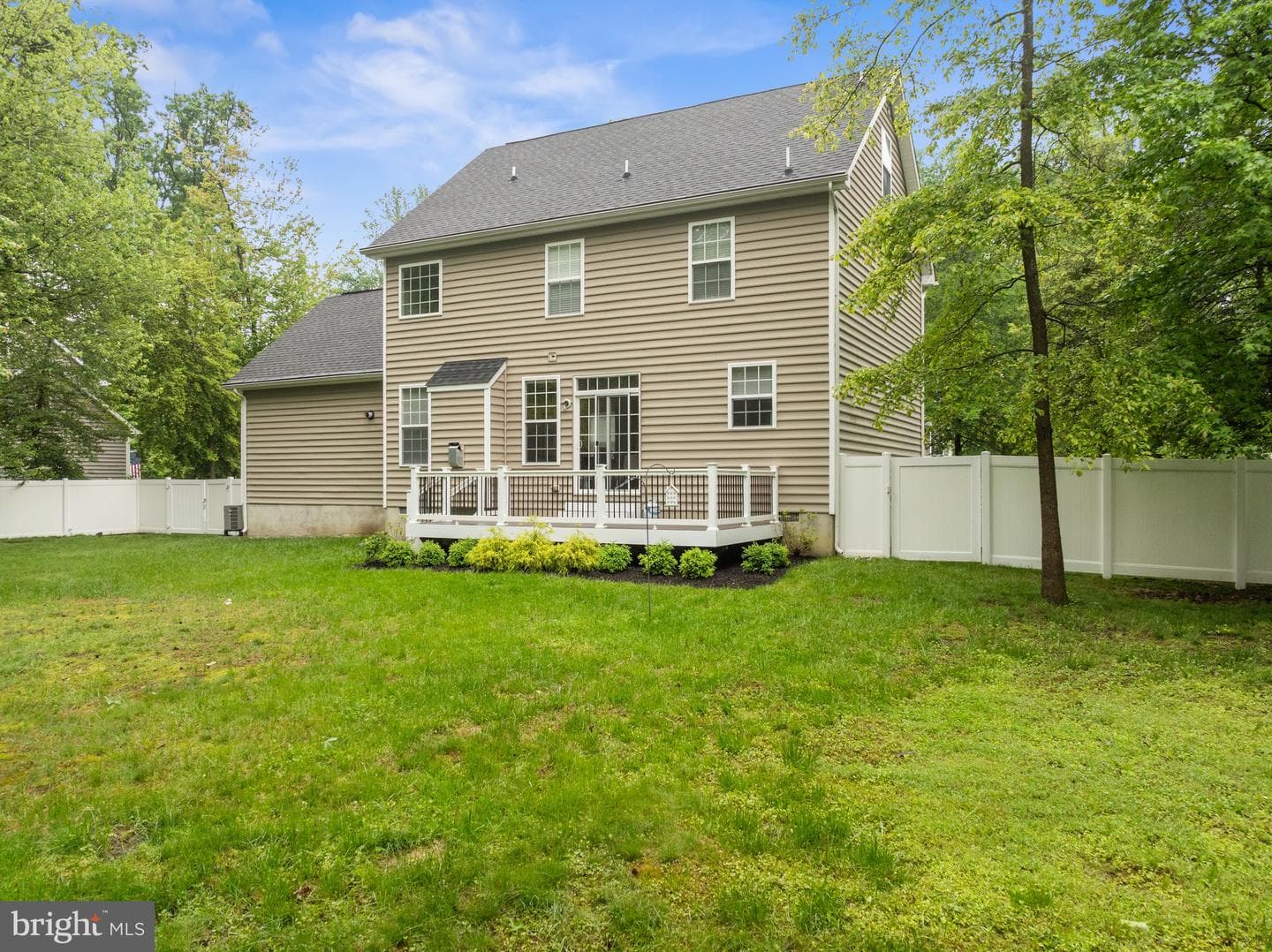 1407 James Way photo 28