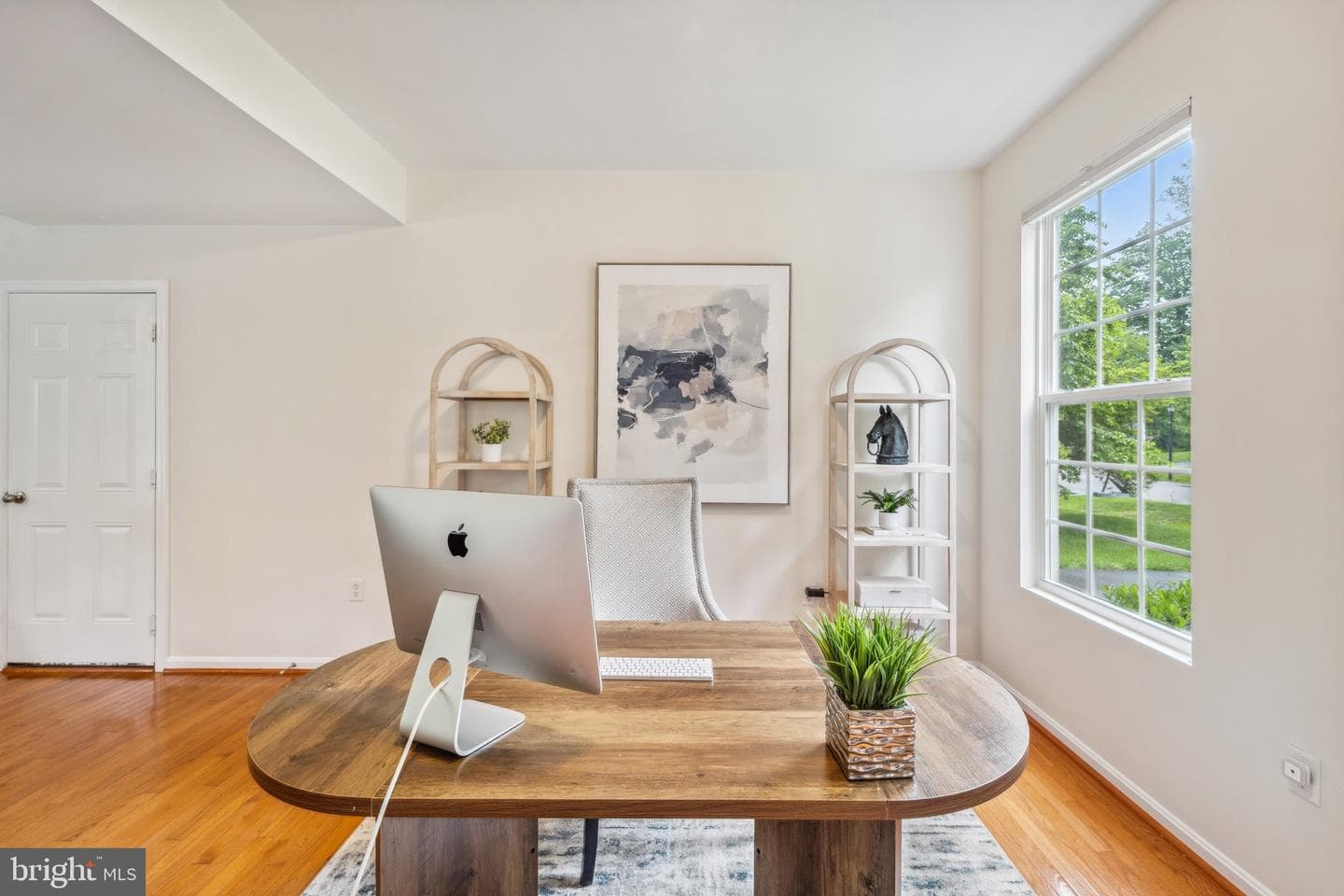 1407 James Way photo 4
