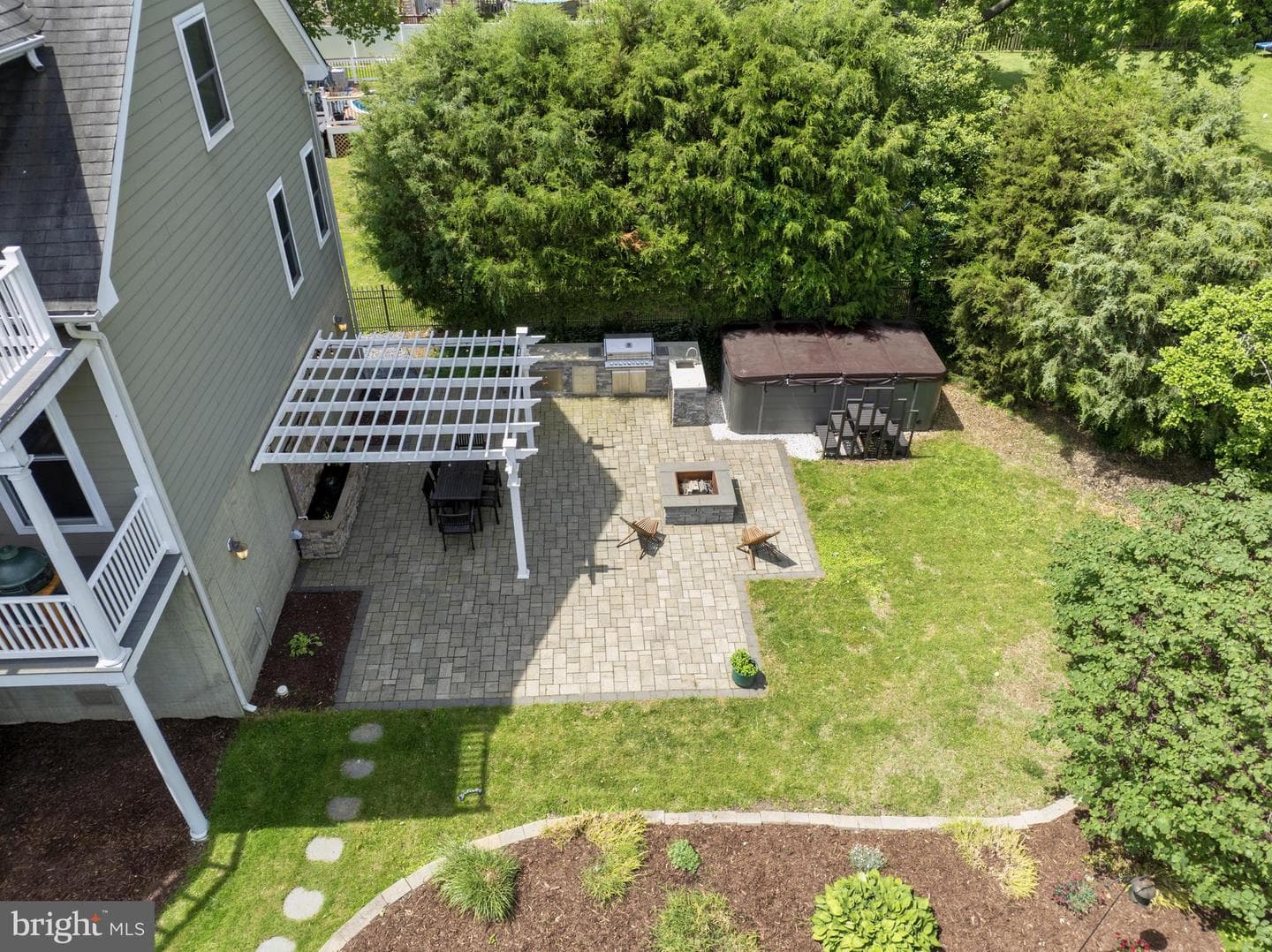 7802 Harbor Road photo 3
