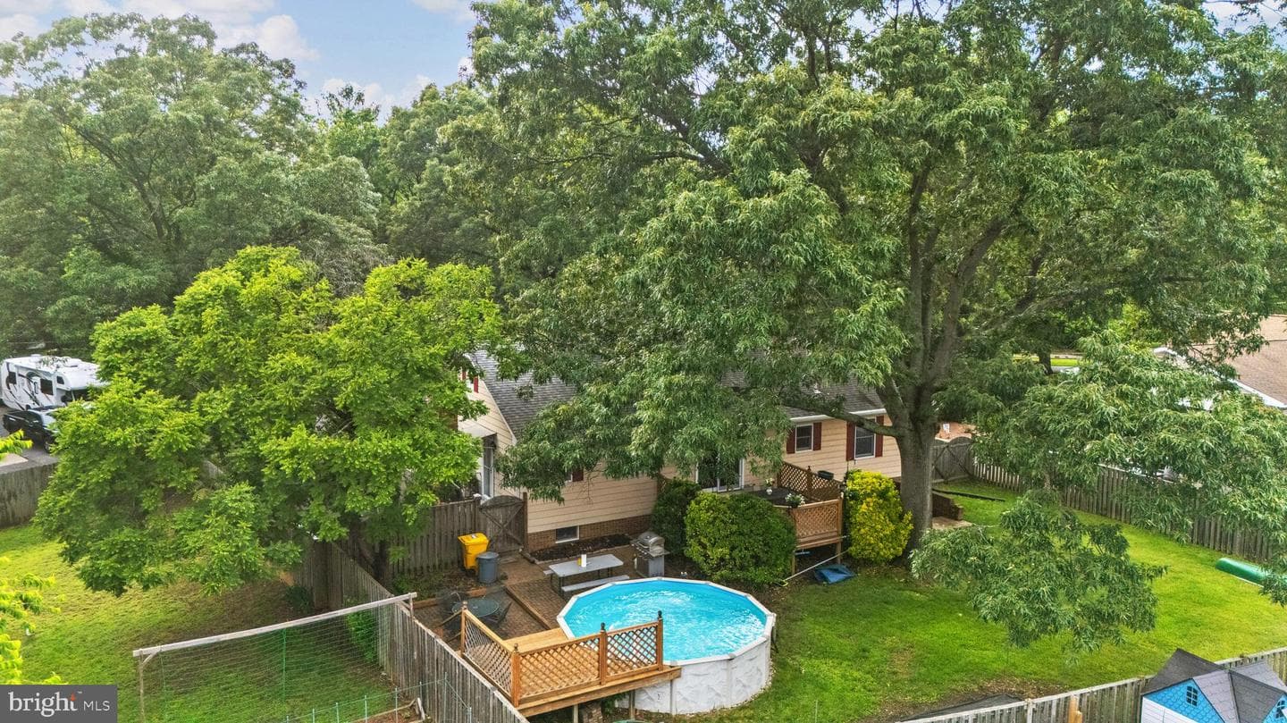 518 Laurel Road photo 32