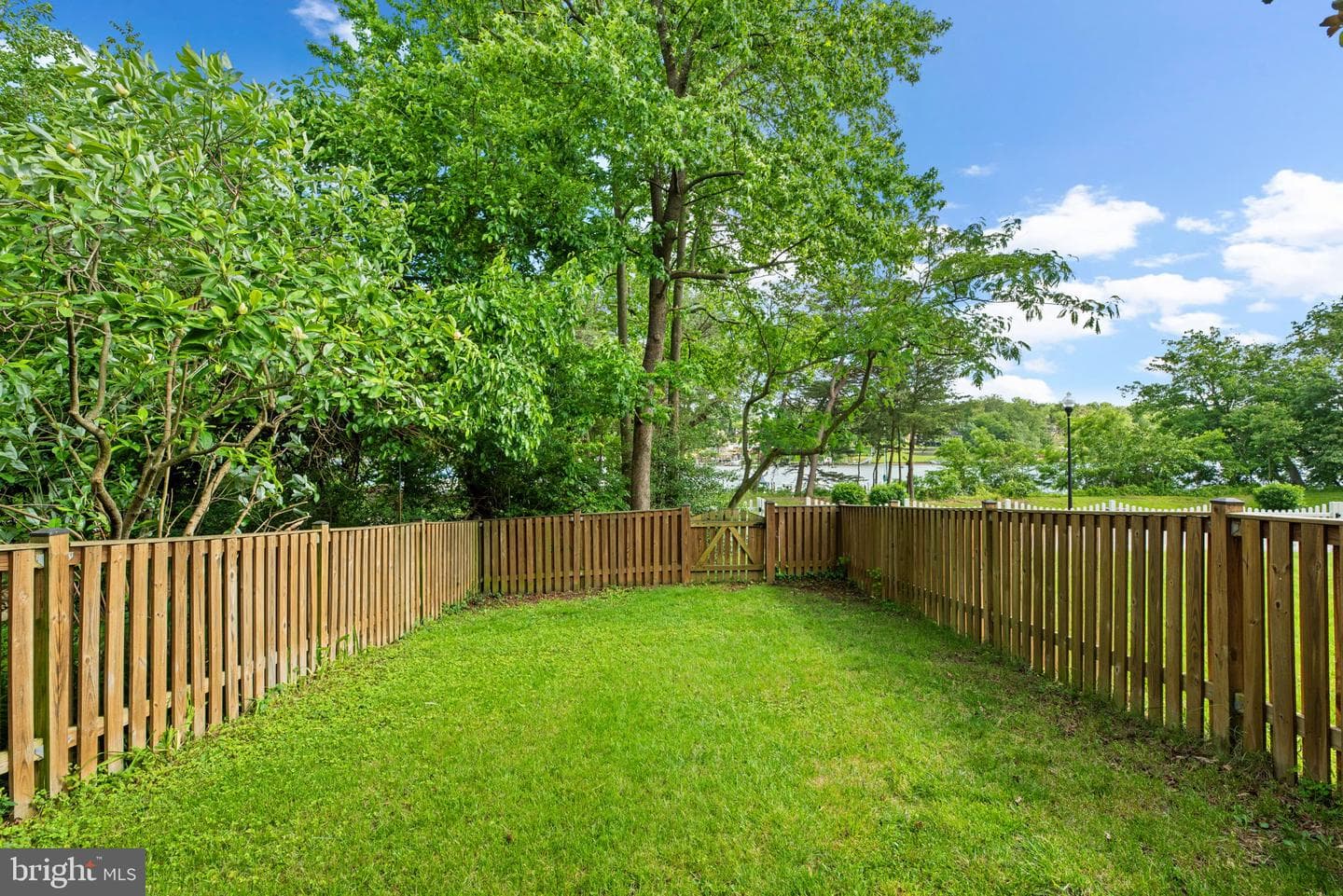 1328 Hollow Glen Court photo 38