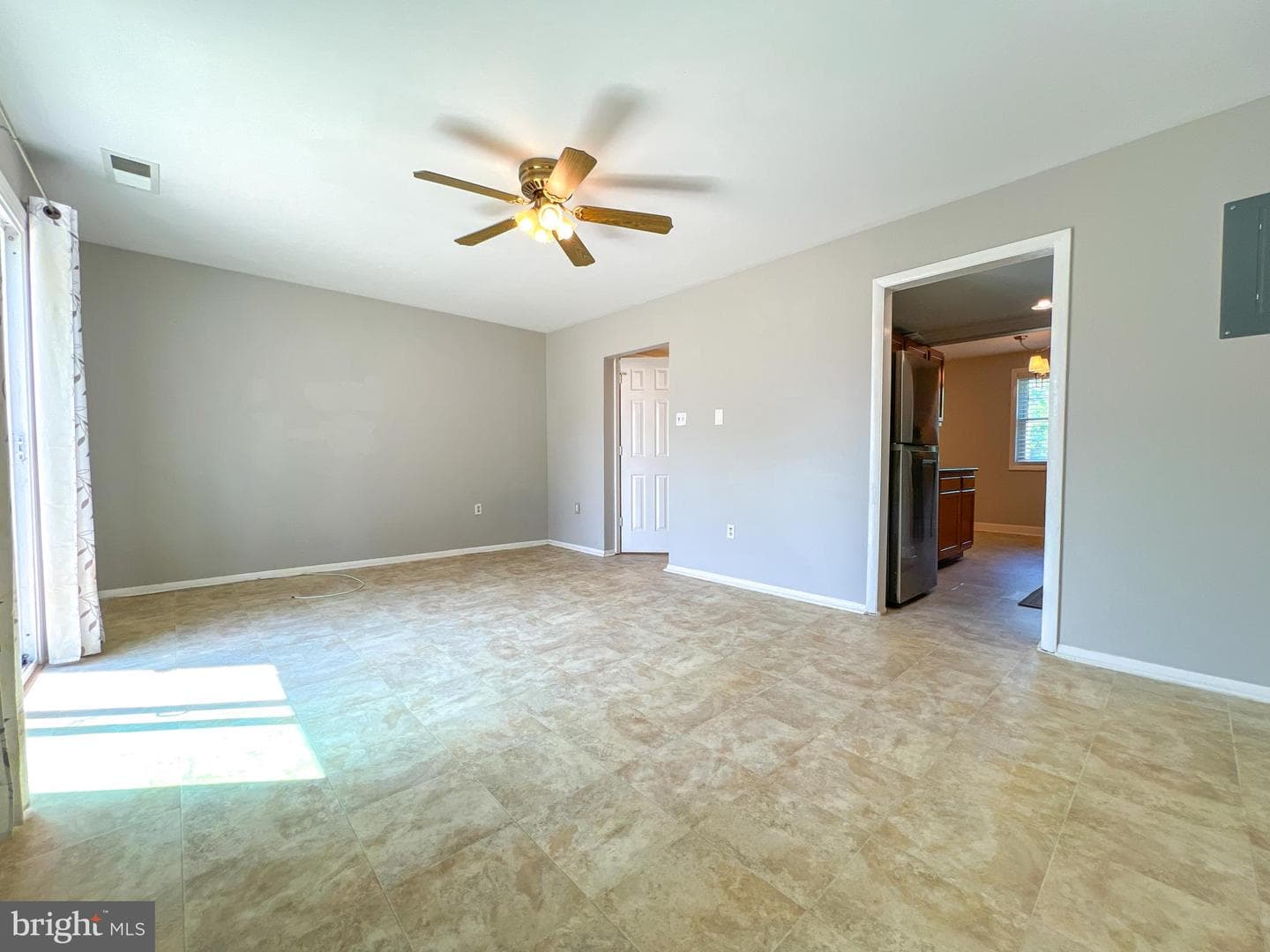 131 Arundel Road photo 23