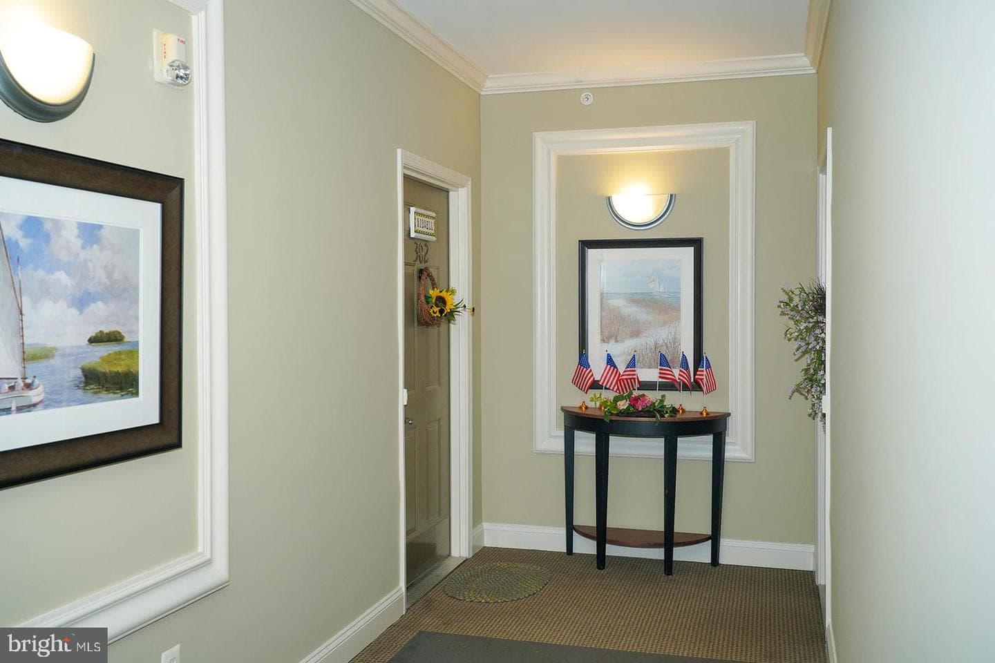 1515 Enyart Way #302 photo 2