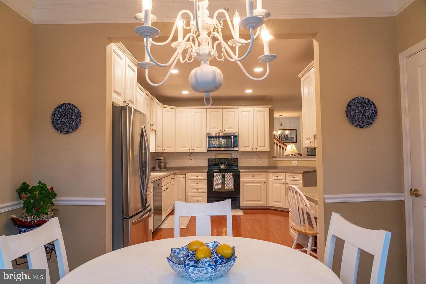 1515 Enyart Way #302 photo 8