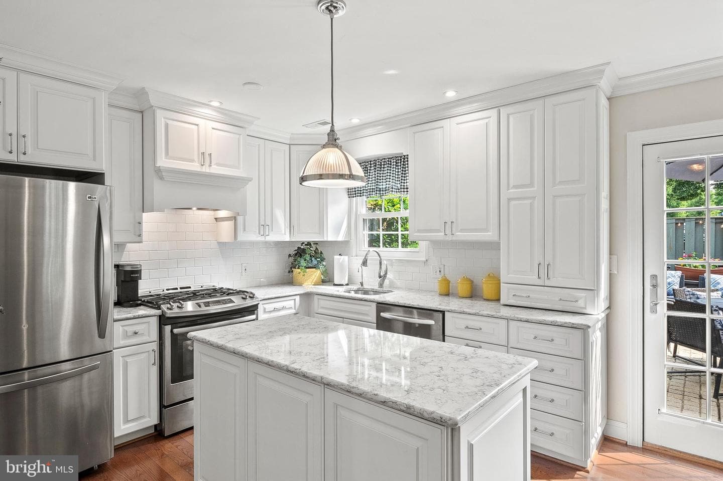 2 Leeward Court photo 18