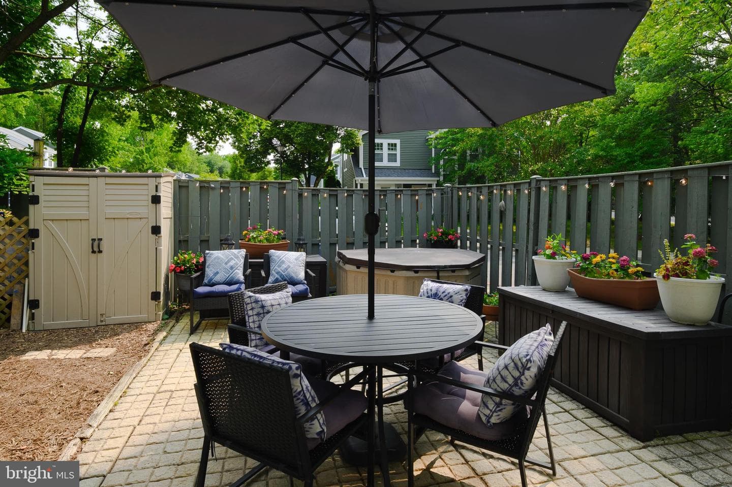 2 Leeward Court photo 37