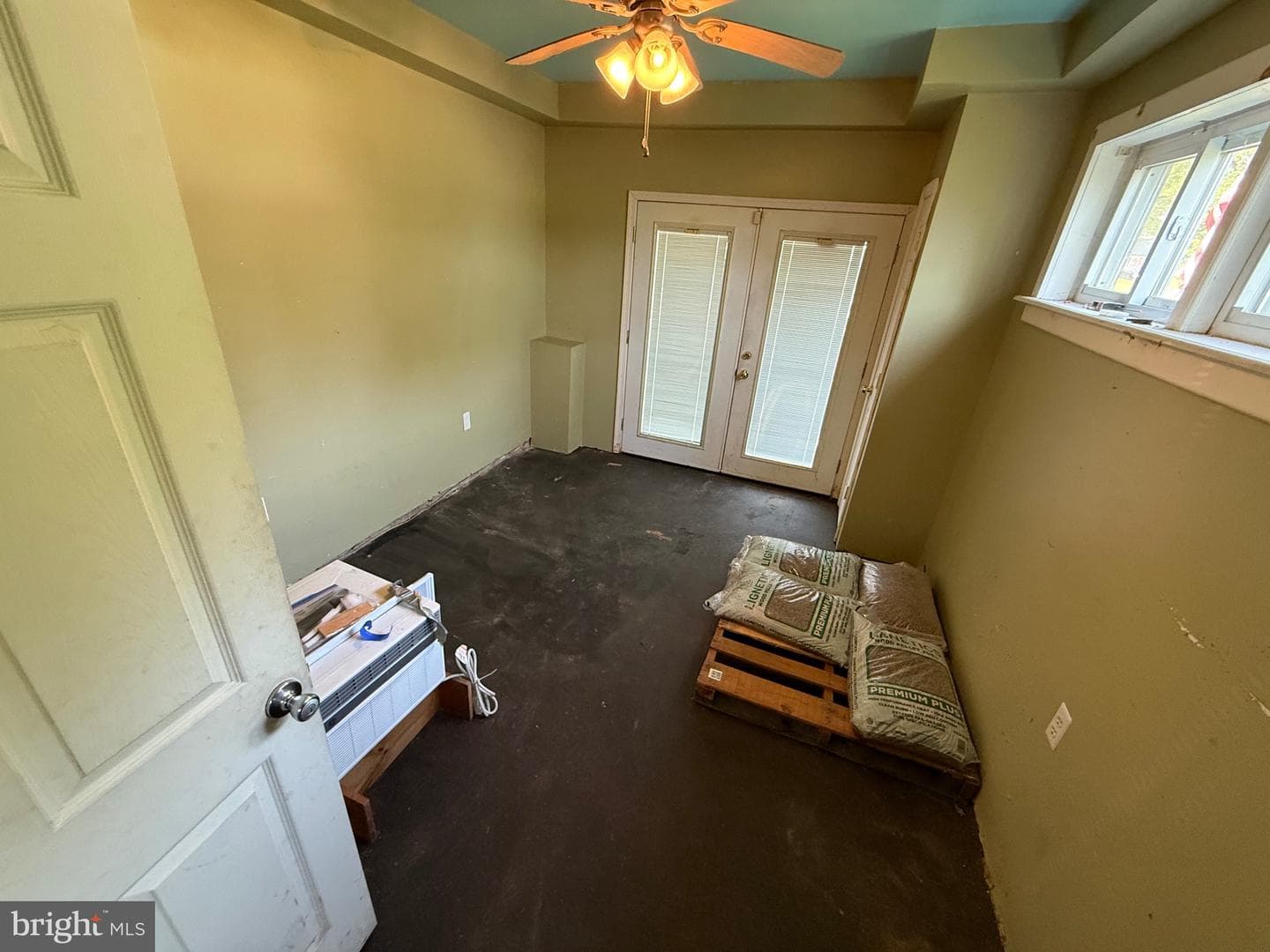 15 S Meadow Drive photo 39