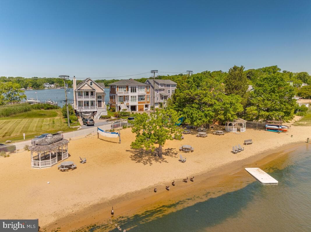 3300 Shore Drive photo 41