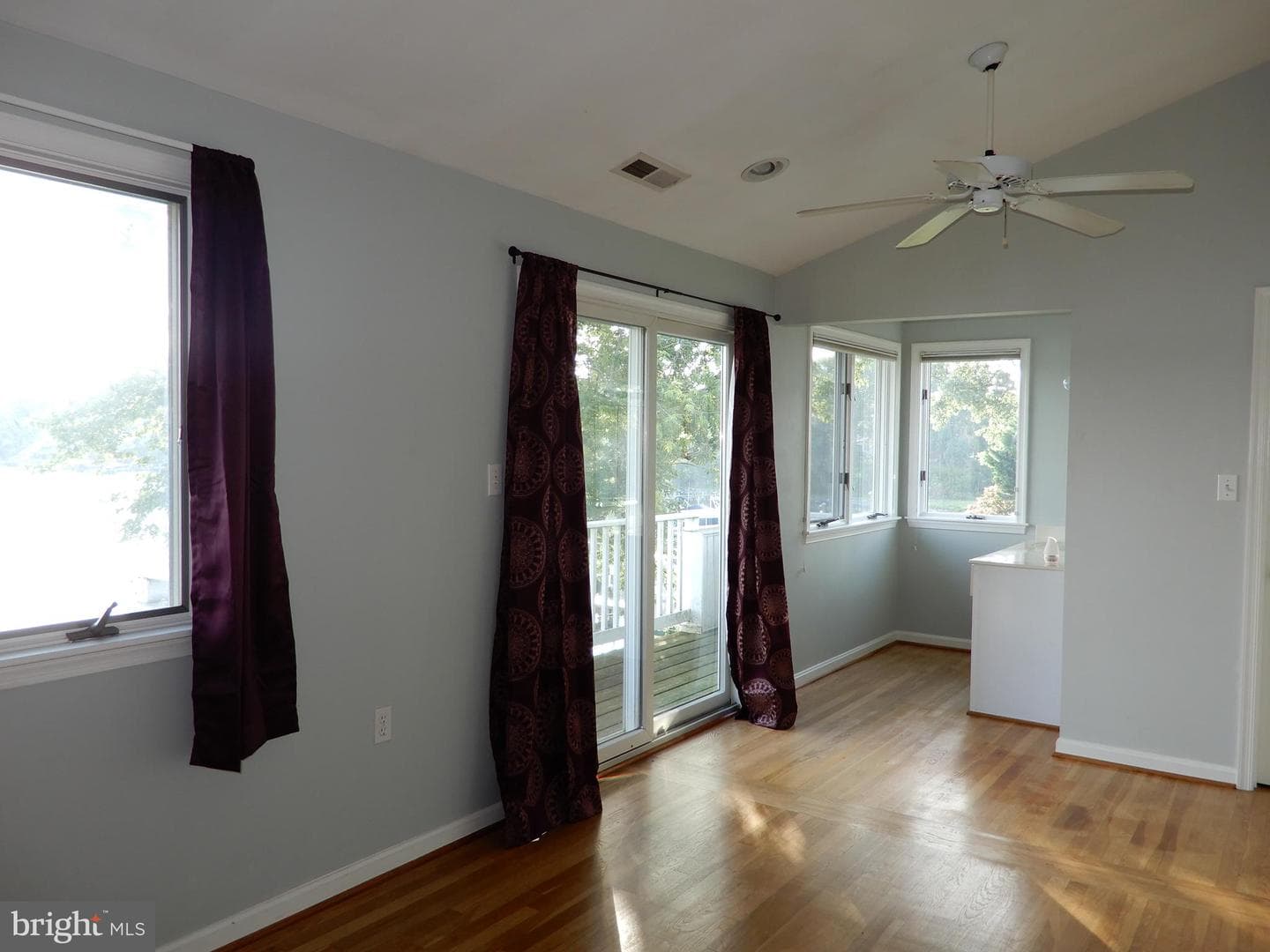 7638 Laurel Drive photo 22