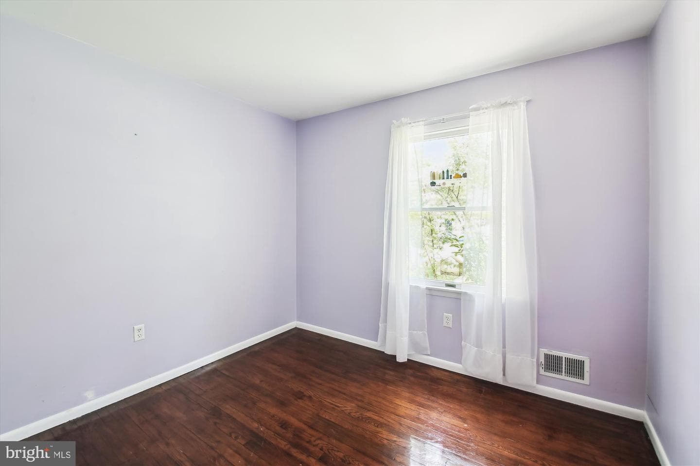 1590 Long Point Road photo 17