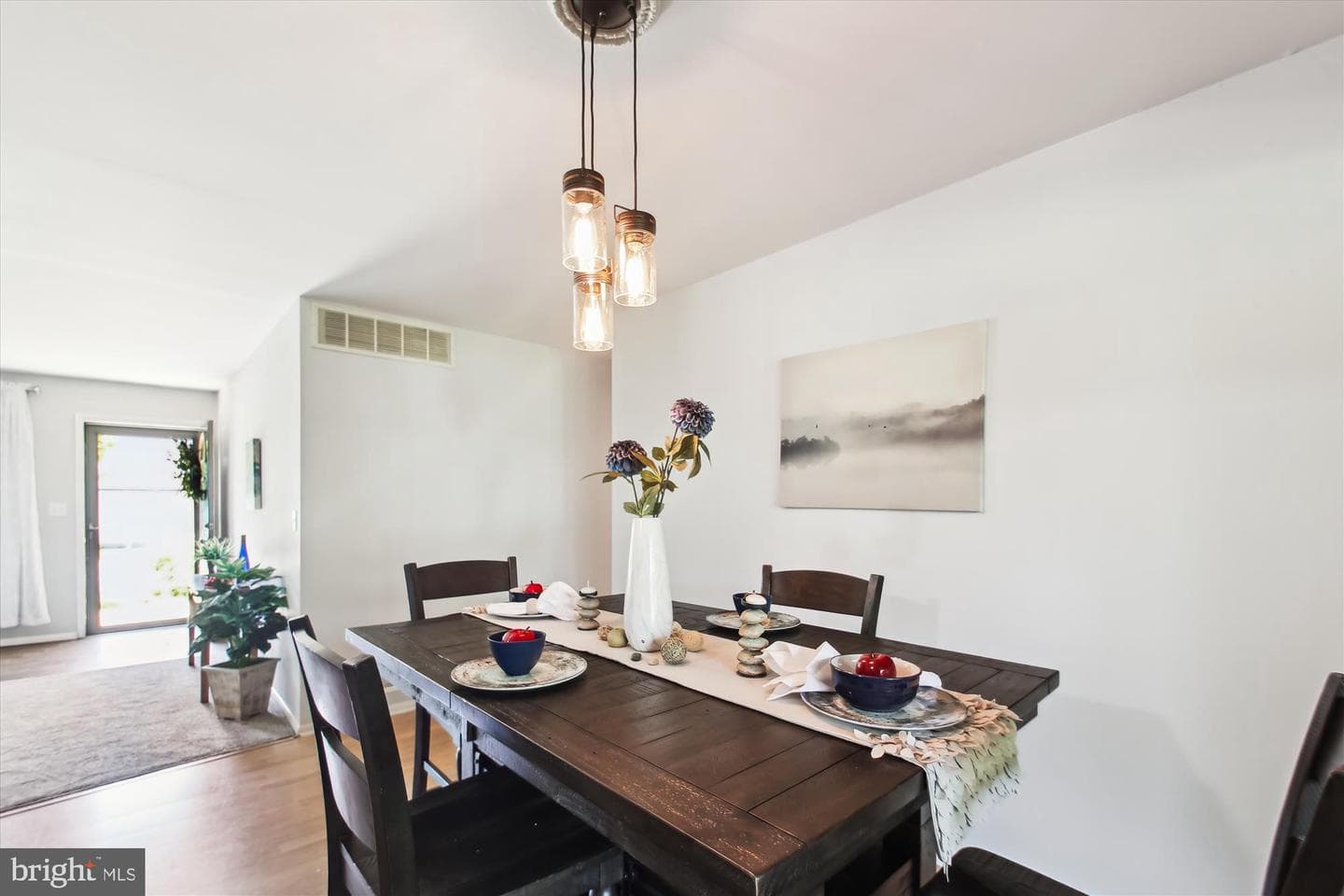1590 Long Point Road photo 6