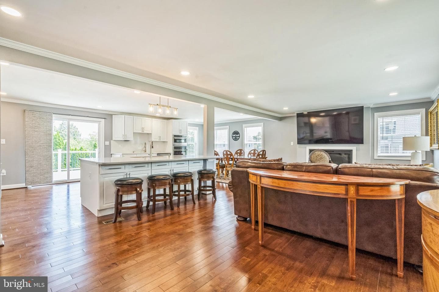 114 Calhoun Street photo 12