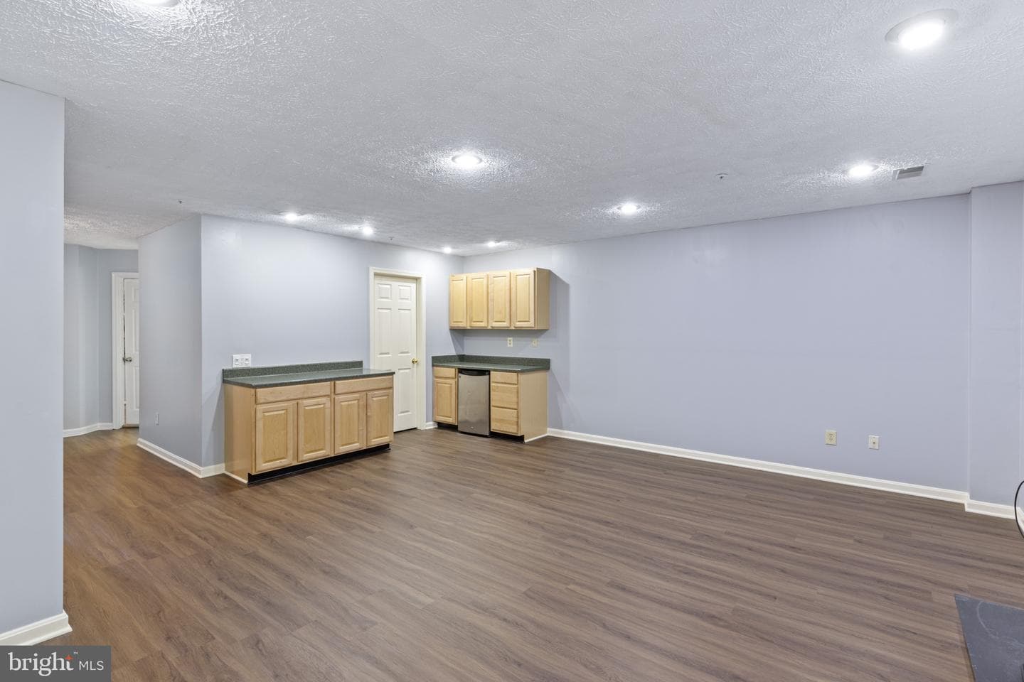 130 Pinecove Avenue photo 26