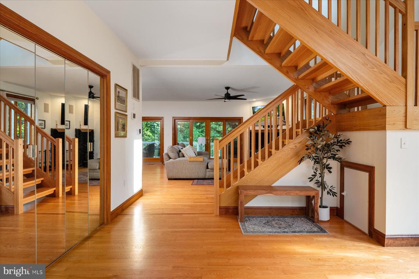 2710 Parkview Drive photo 18