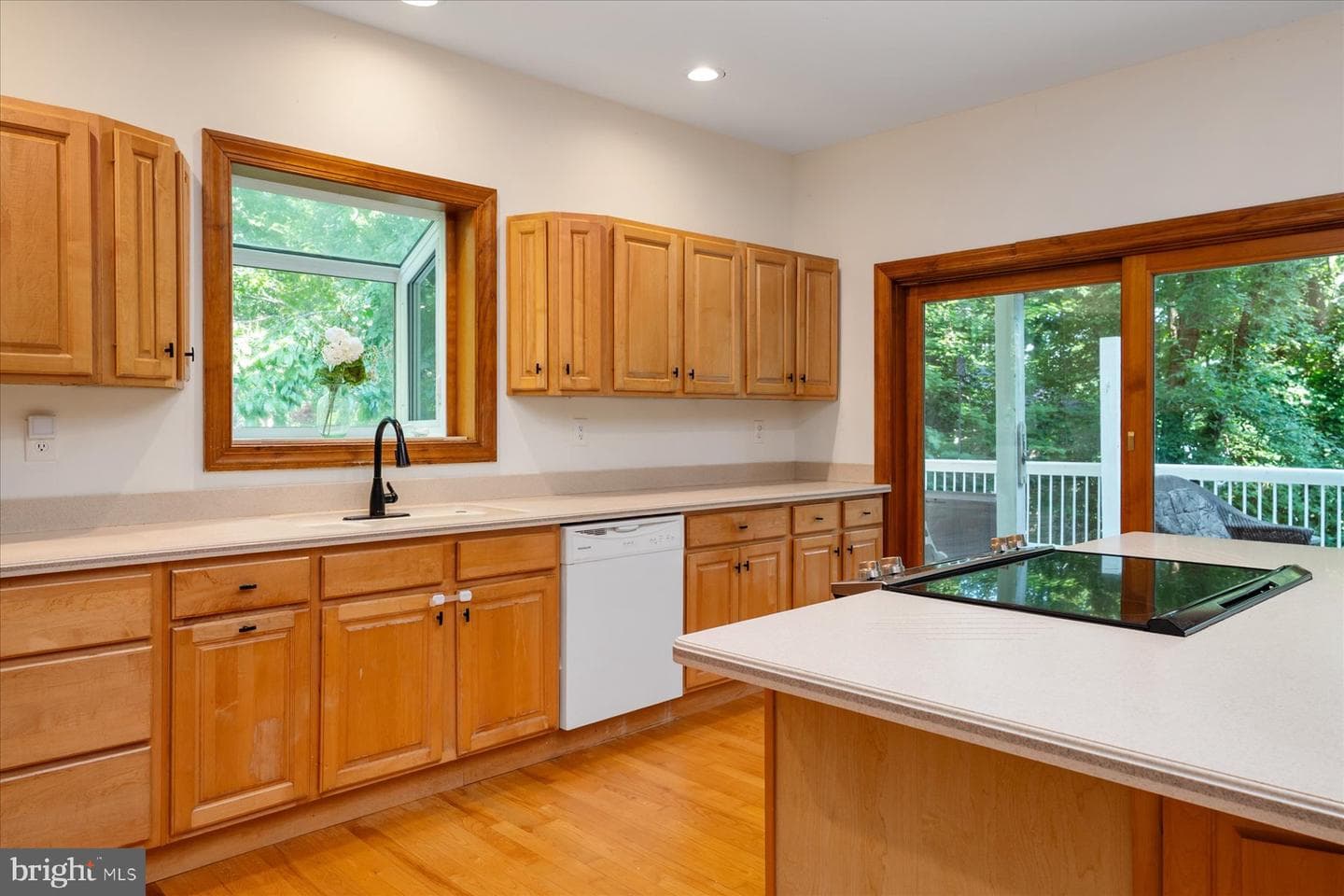 2710 Parkview Drive photo 22
