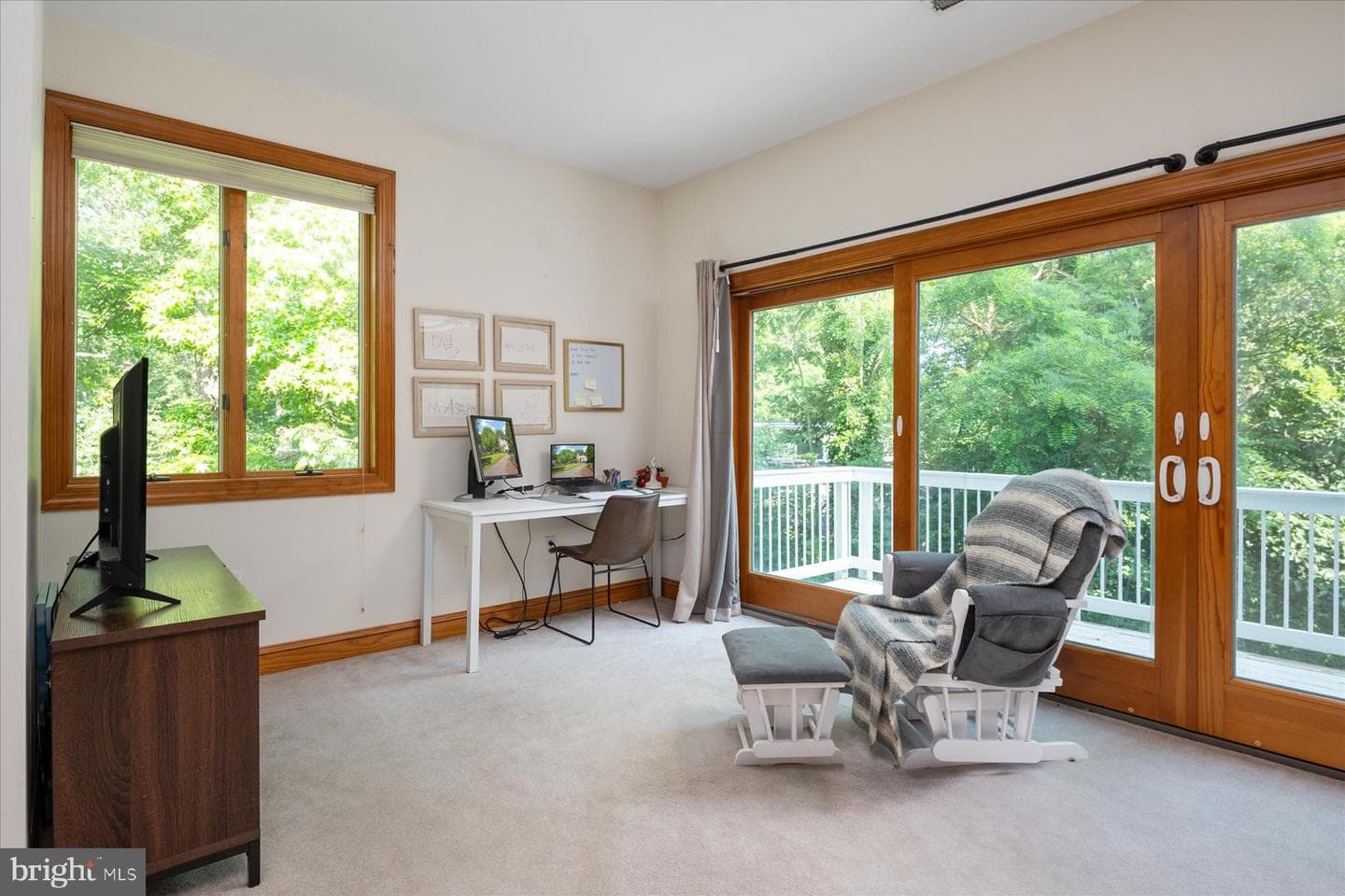 2710 Parkview Drive photo 32