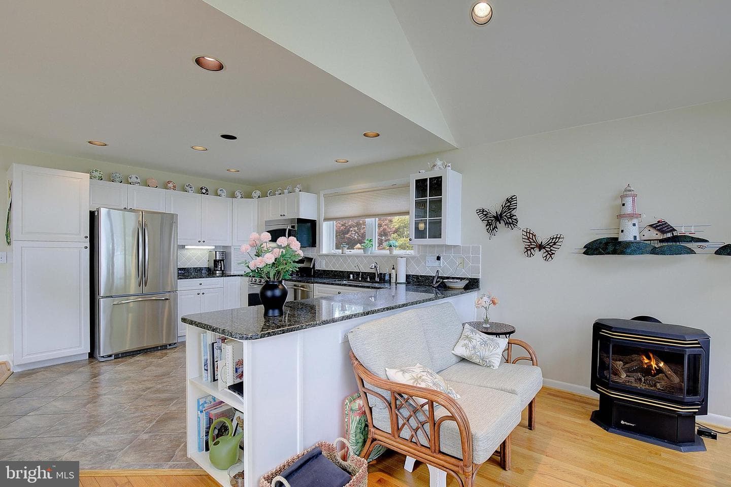 1090 River Bay Road photo 55