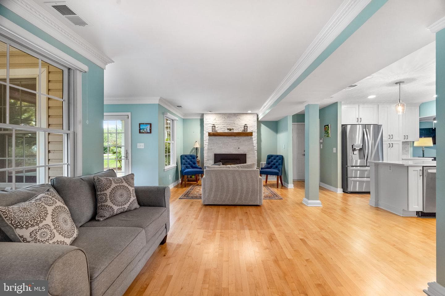 862 Doris Drive photo 6