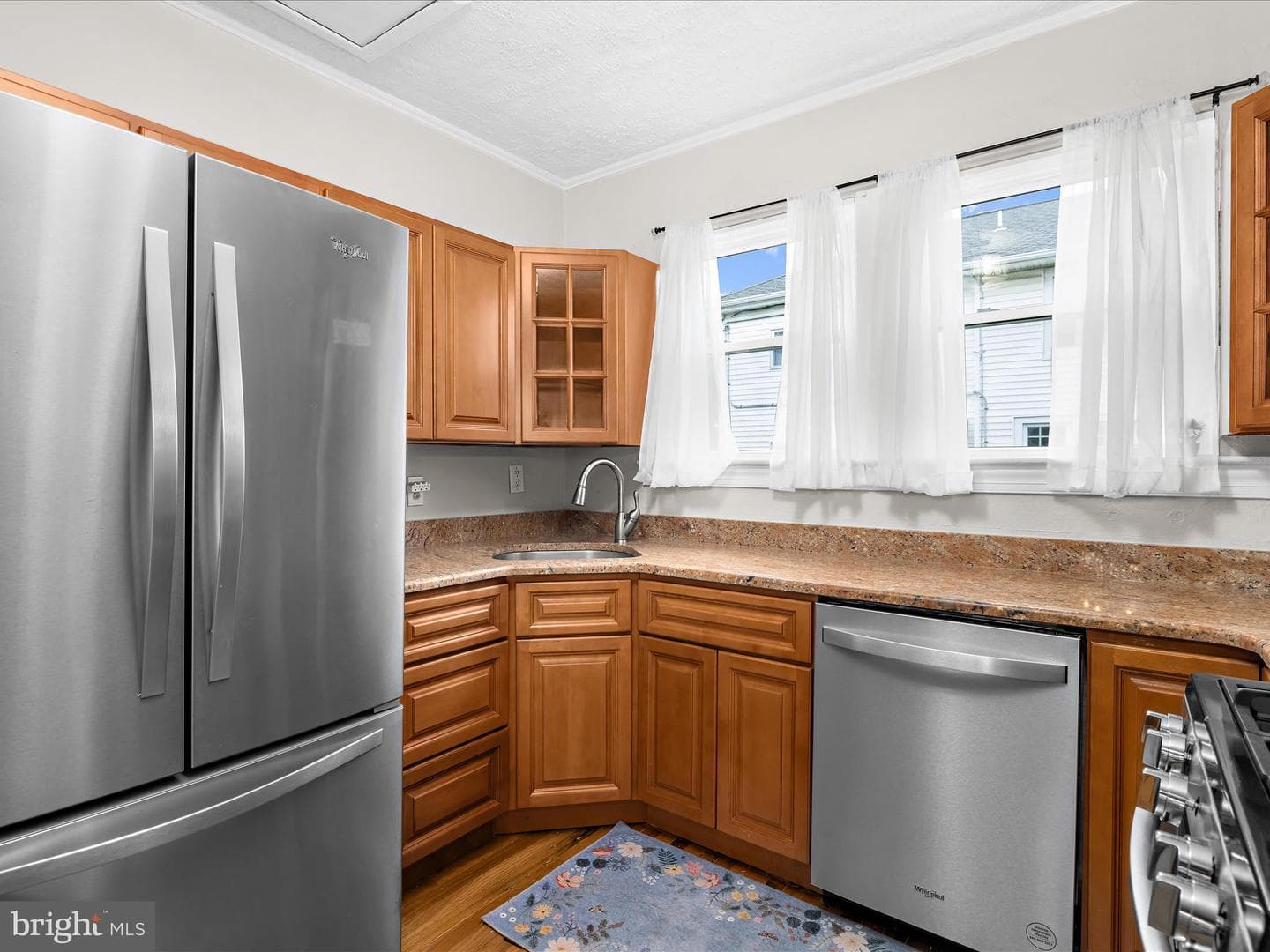 112 Homewood Road photo 17