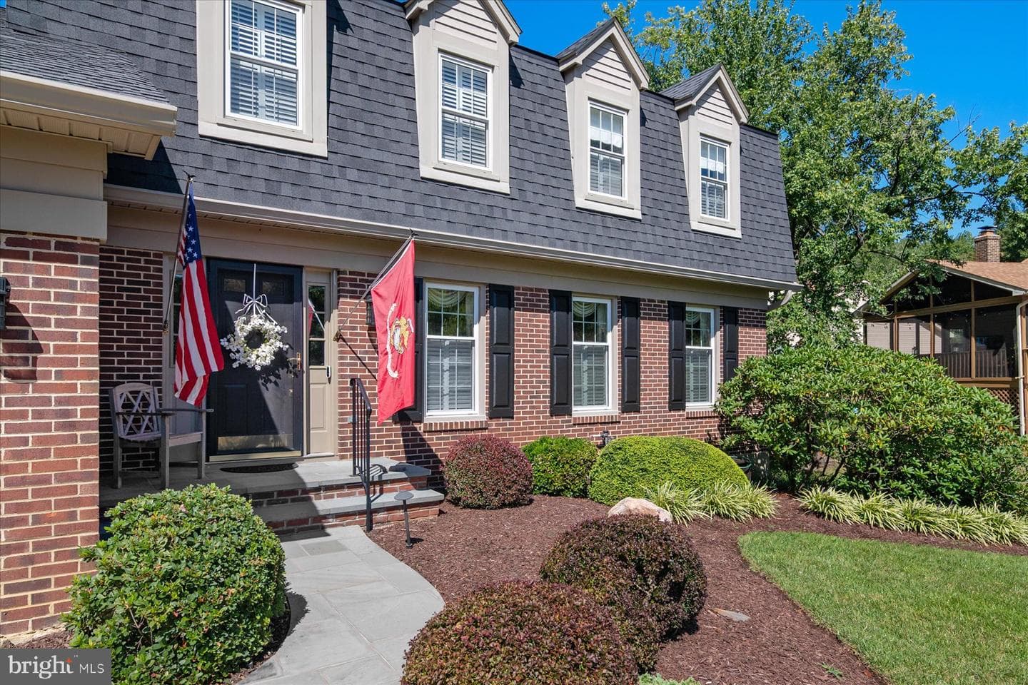 252 Bayshire Court photo 4