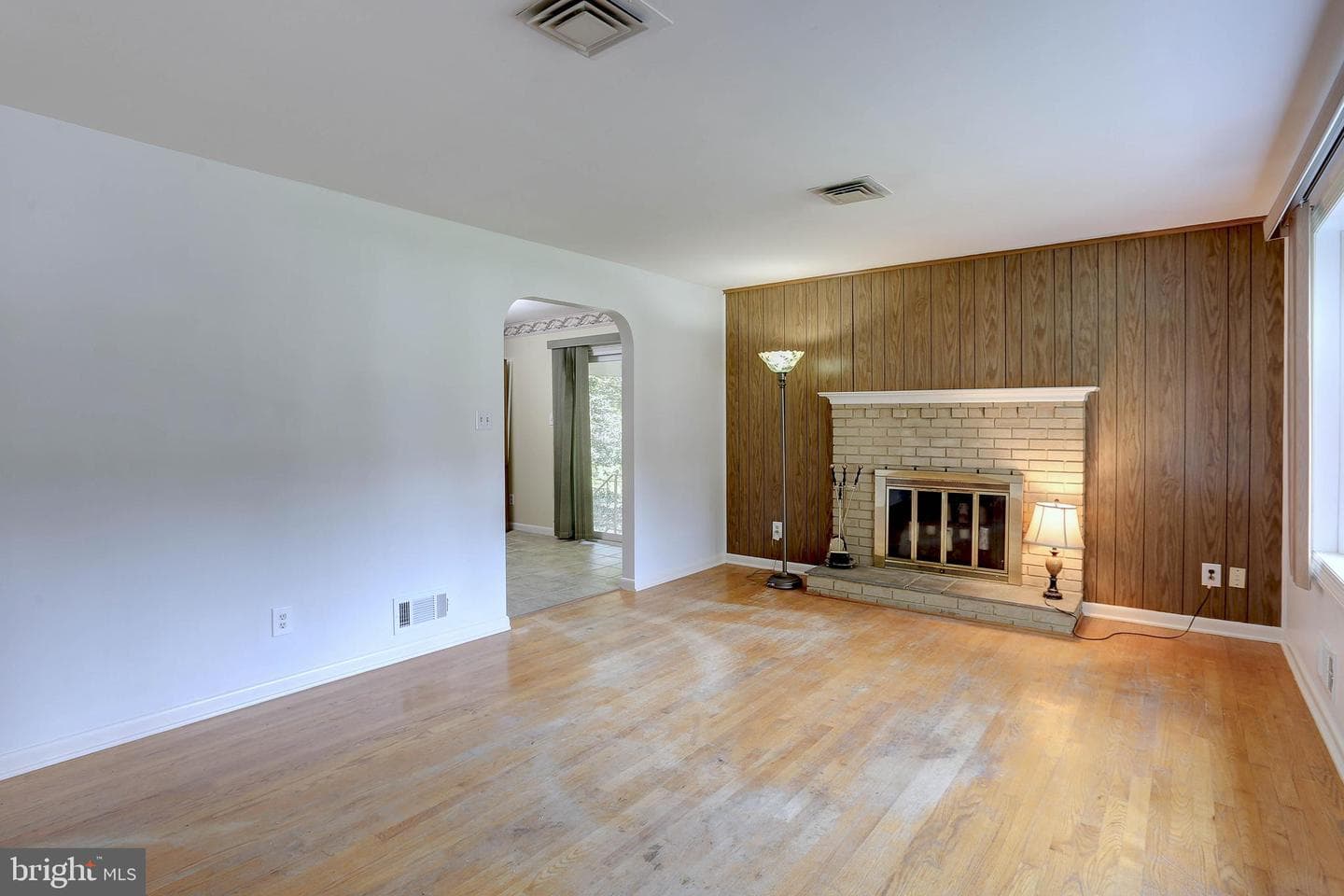 80 Beach Drive photo 12