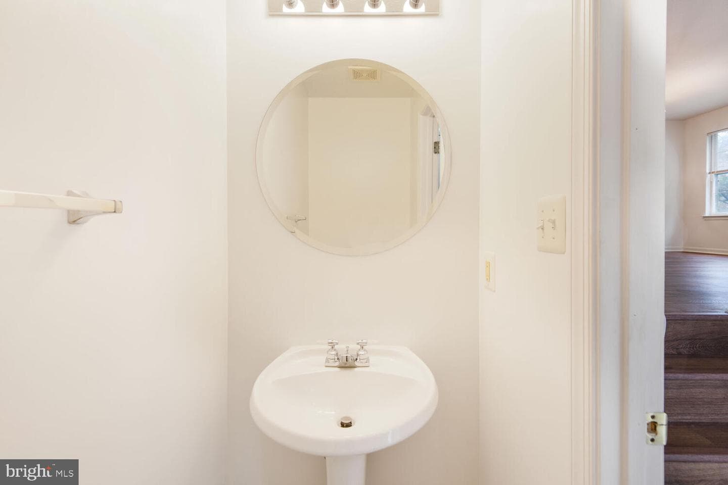 2640 Worrell Court photo 11