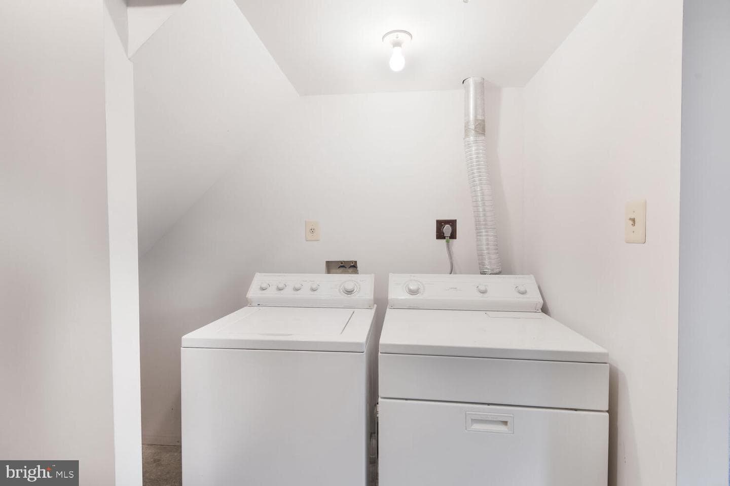 2640 Worrell Court photo 22