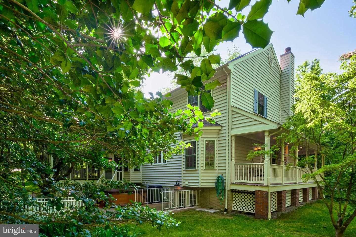 3689 N Carolina Avenue photo 59