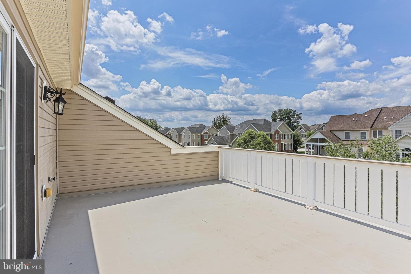 8516 Pine Springs Drive photo 28
